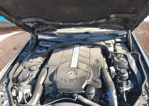 2003 Mercedes-Benz Sl 500 z USA, uszkodzony, nr VIN WDBSK75F43F045192